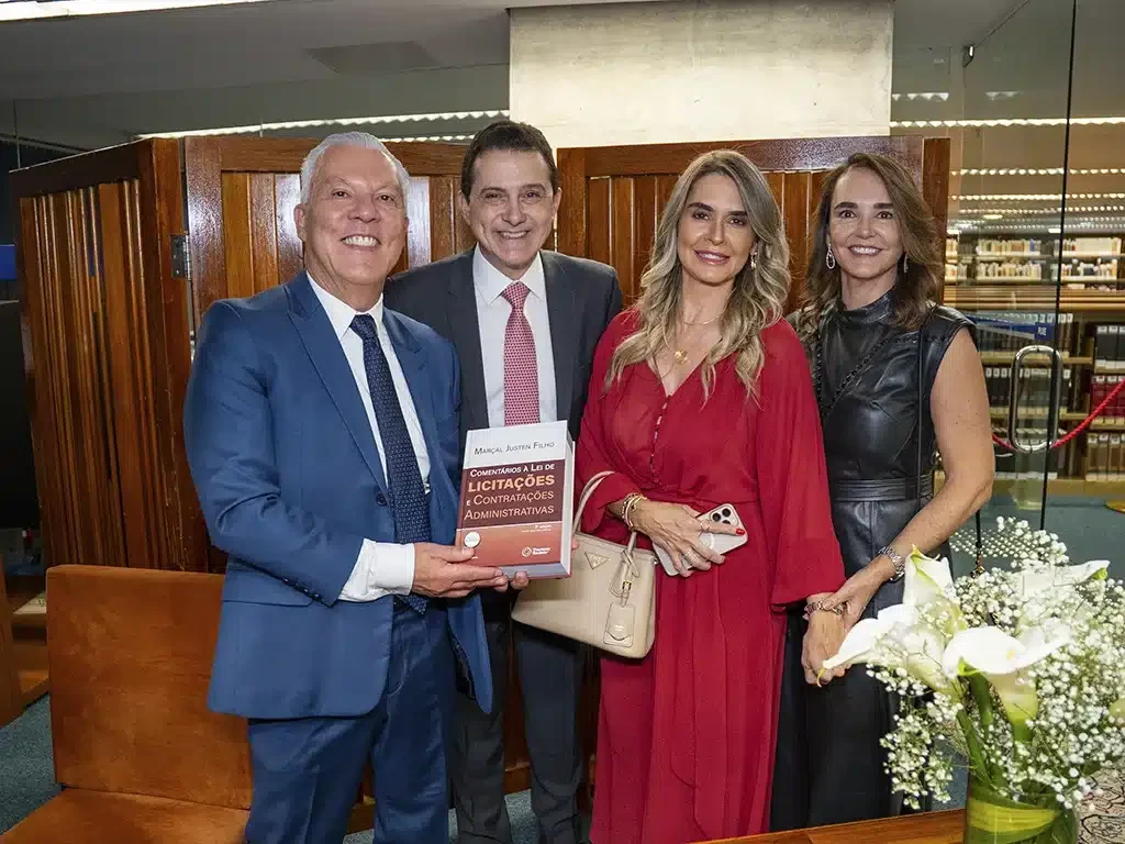 Lançamento da obra Comentários à Lei de Licitações e Contratações Administrativas - 3ª edição - no STF